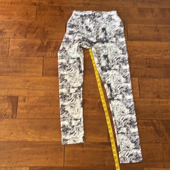 Nova Sport Los Angles Stone Active Leggings Size M - Picture 9 of 11